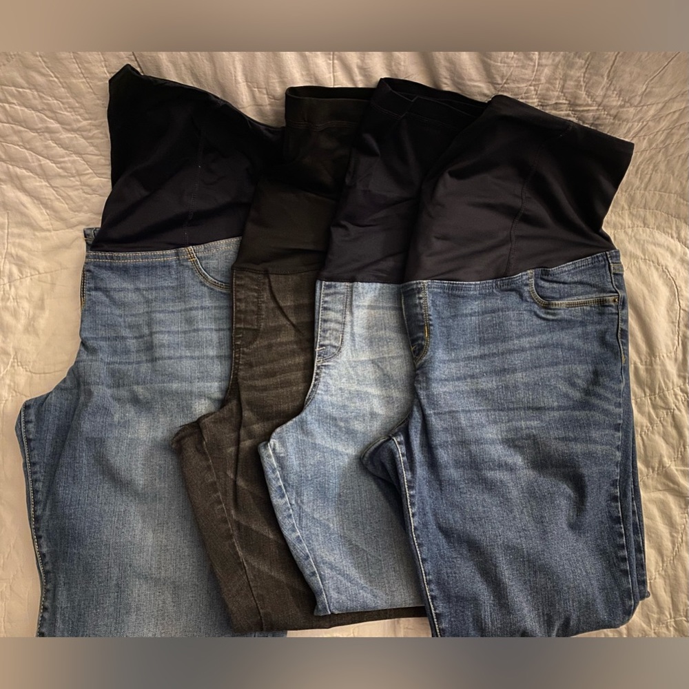 Maternity Jeans LOT
